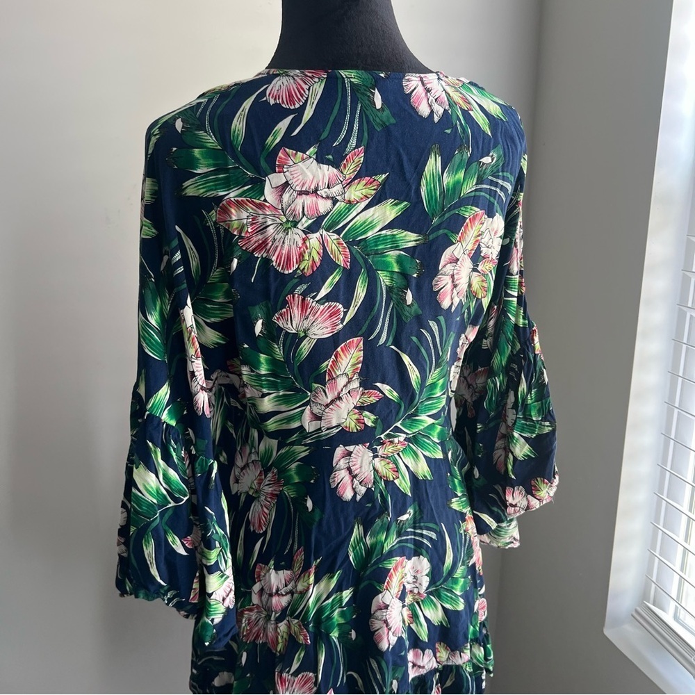 Label of Love Floral Green and Pink Women's Top - Medium - Picture 5 of 15